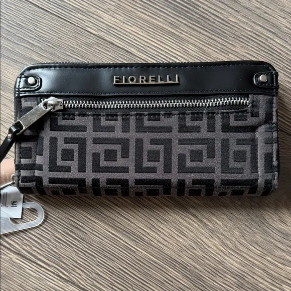 Black and Gray Geometric Clutch Wristlet - Picture 1 of 8